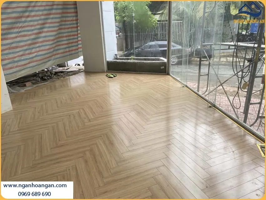 Sàn Gỗ Công Nghiệp Lát Xương Cá 8mm Morser MX 86