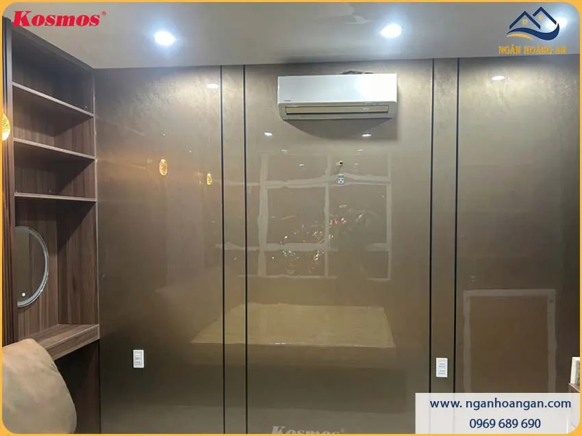 Tấm Ốp Tường Than Tre Kosmos Vân Kim Loại PET Xước Vàng Đồng TT-837