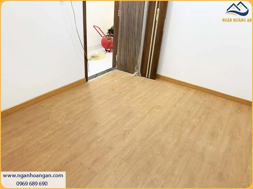 Sàn Gỗ Công Nghiệp Malaysia Robina O134 8mm