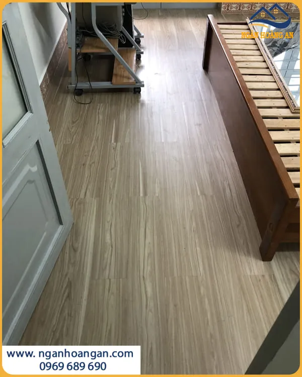 Sàn Nhựa Dán Keo Giả Gỗ THFloor LT1003 Dày 2mm