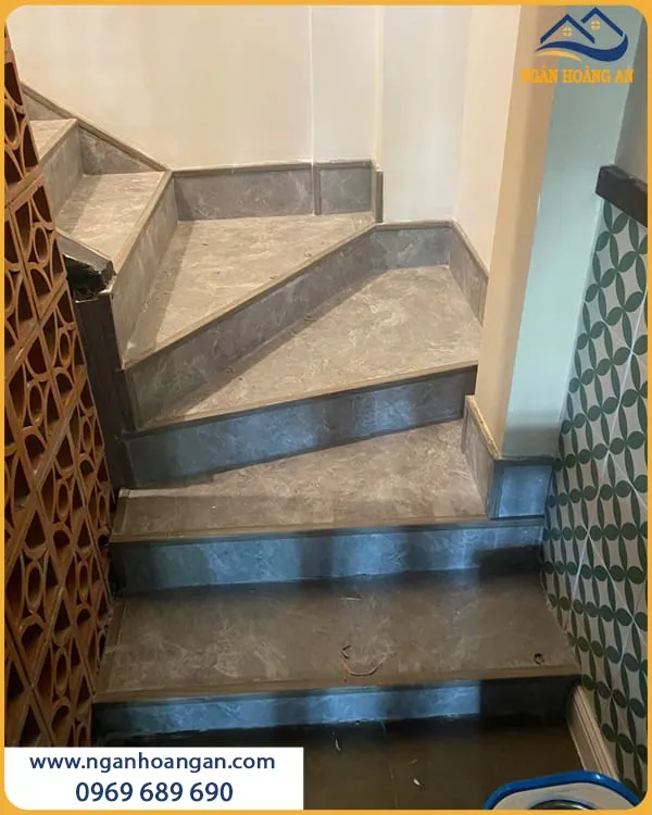 Sàn Nhựa Dán Keo Vân Đá MSFloor 22102 Dày 2mm