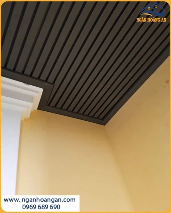 Tấm Ốp Tường Gỗ Nhựa Kosmos OP148X3M Dark Grey