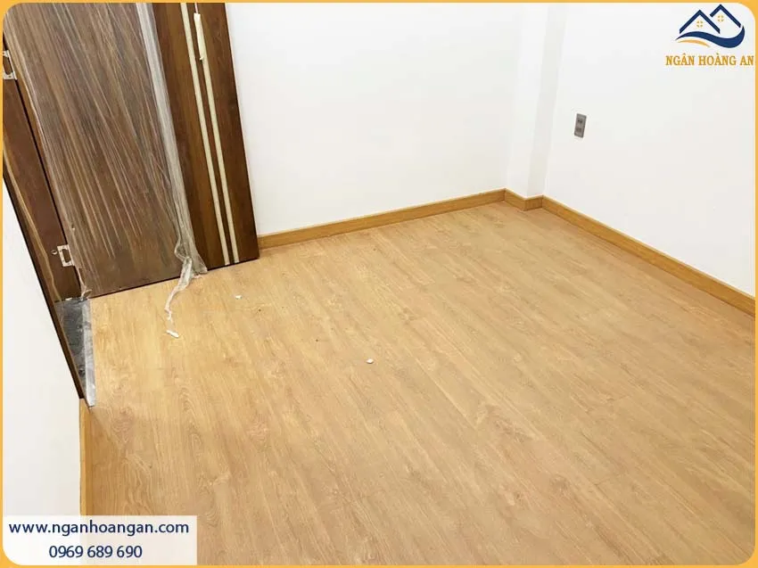 Sàn Gỗ Công Nghiệp Malaysia Robina O134 8mm