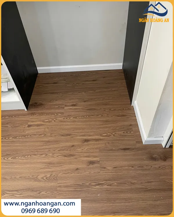Sàn Nhựa Dán Keo Vân Gỗ MSFloor 33303 Dày 3mm