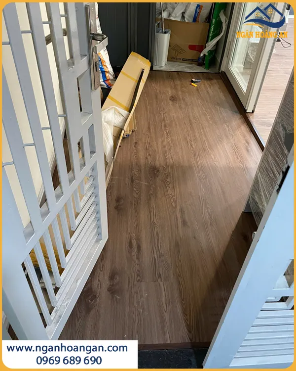 Sàn Nhựa Dán Keo Vân Gỗ MSFloor 33303 Dày 3mm