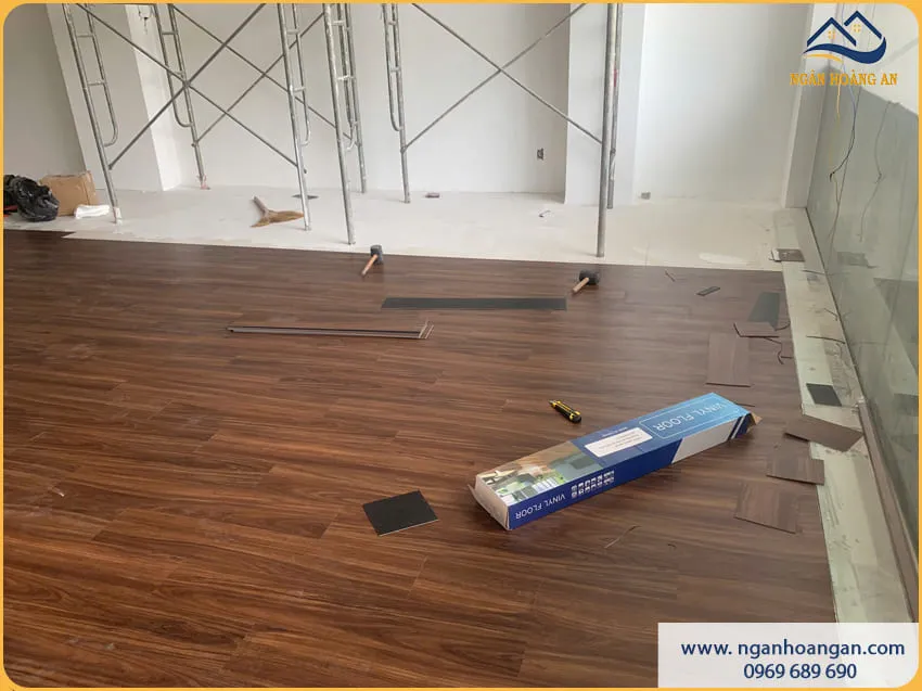 Tấm Lót Sàn Dán Keo Giá Rẻ THFloor W302-1 Dày 3mm