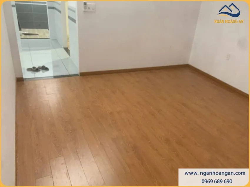 Sàn Gỗ Công Nghiệp Wilson Việt Nam 816 Dày 12mm