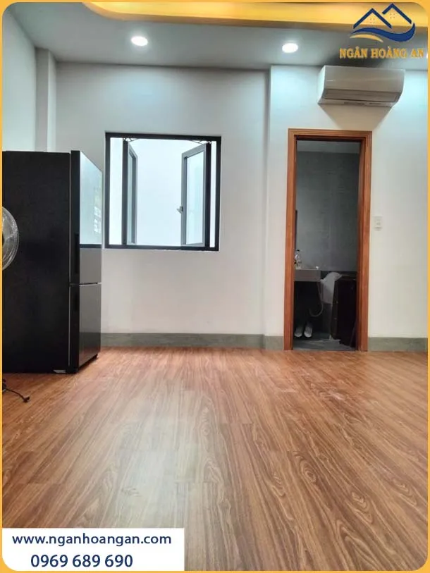 Phòng Bếp Được Lót Bằng Sàn Nhựa Giả Gỗ Đẹp Và Sang Trọng