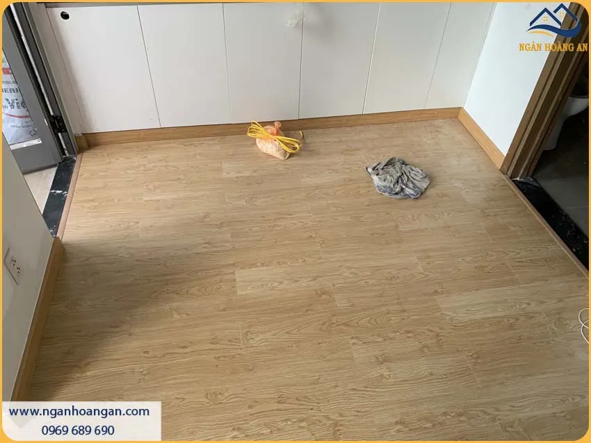 Len Nhựa Vân Gỗ Chân Thật Tạo Nên Một Không Gian Nội Thất Hoàn Hảo Len Nhựa Vân Gỗ Chân Thật Tạo Nên Một Không Gian Nội Thất Hoàn Hảo