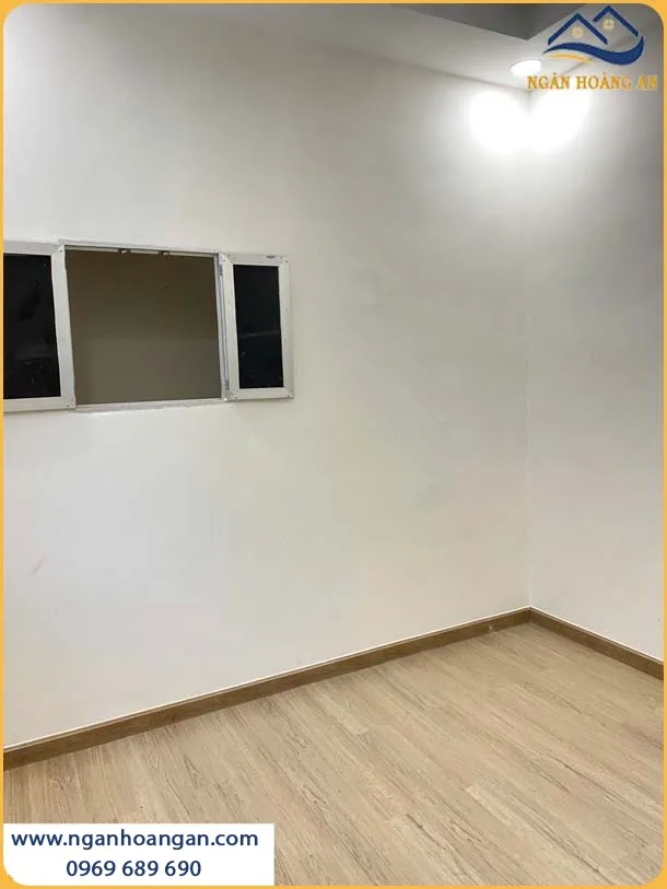Căn Hộ Thi Công Bằng Sàn Nhựa Giả Gỗ Bền Bỉ, Không Bị Phai Màu