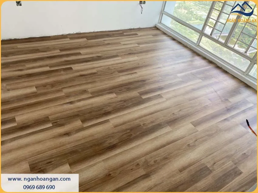 Lắp Đặt Sàn Nhựa Tăng Giá Trị Thẩm Mỹ Cho Căn Hộ Cho Thuê Lắp Đặt Sàn Nhựa Tăng Giá Trị Thẩm Mỹ Cho Căn Hộ Cho Thuê