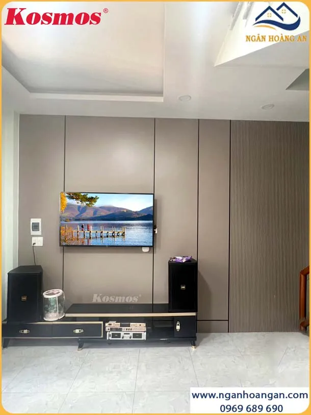 Ốp Trần Tấm Ốp Than Tre Lam Sóng Đơn Sắc Nâu Kosmos 6S817