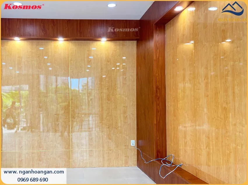 Không Gian Nội Thất Sang Trọng Khi Lắp Đặt Ốp Tường PVC Giả Gỗ