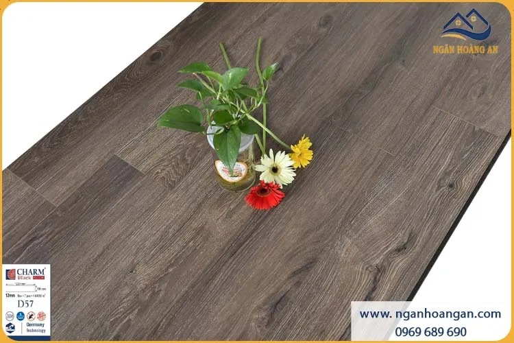 Sàn Gỗ Công Nghiệp Charmwood D57 Dày 12mm 