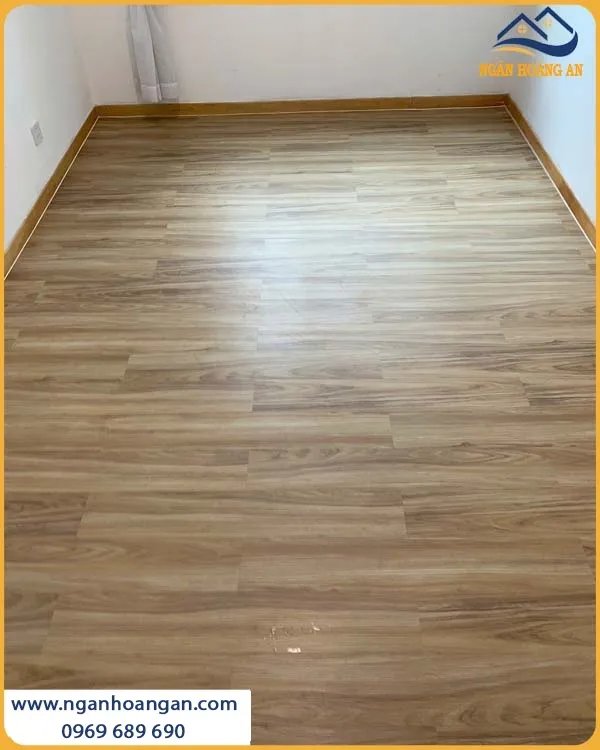 Thi Công Sàn Nhựa Vinyl Floor Giả Gỗ Tạo Nên Sự Sang Trọng Thi Công Sàn Nhựa Vinyl Floor Giả Gỗ Tạo Nên Sự Sang Trọng