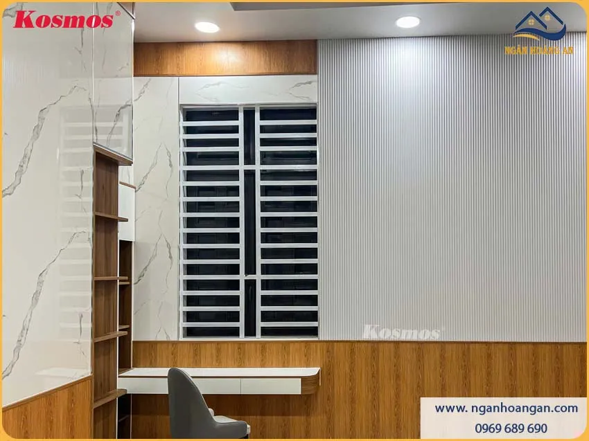Tấm Ốp Lam Sóng Than Tre Vân Vải Trắng Ghi Kosmos 6S824