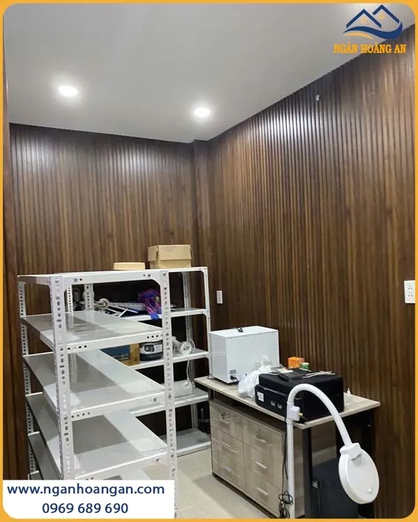 Khách Hàng Tại Quận 4 Rất Tin Dùng Lam Sóng Giả Gỗ Galawood