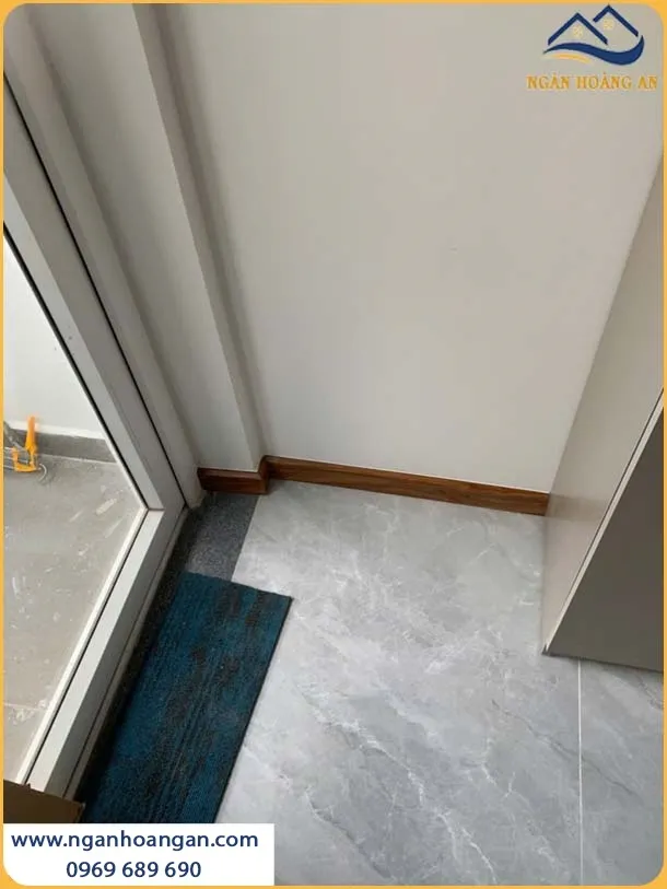 Khách Hàng Hài Lòng Tuyệt Đối Sau Khi Thi Công Len Nhựa Giả Gỗ Morser PVC753
