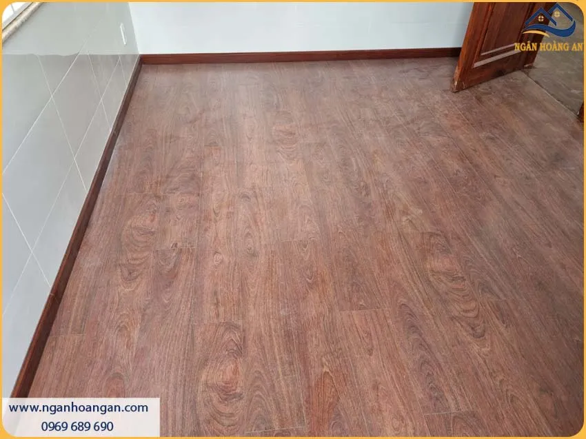 Ngân Hoàng An – Đơn Vị Lắp Đặt Len Chân Tường Nhựa Hàng Đầu TPHCM Ngân Hoàng An – Đơn Vị Lắp Đặt Len Chân Tường Nhựa Hàng Đầu TPHCM