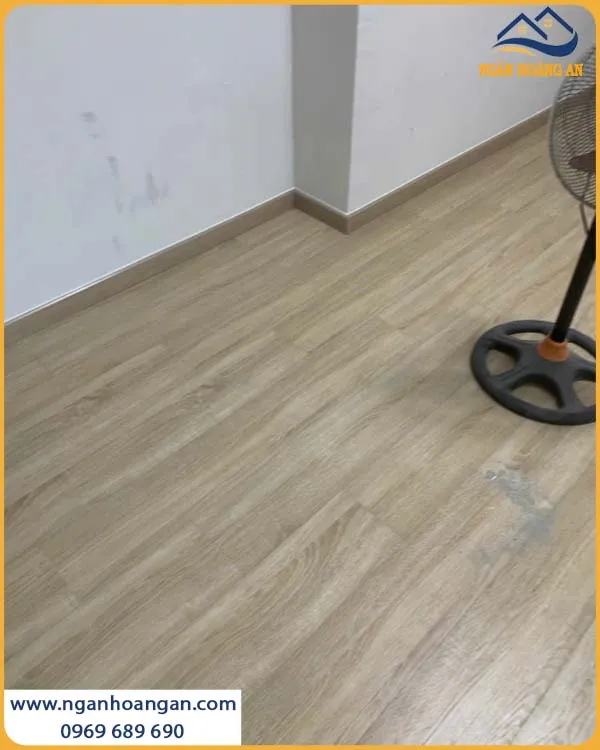 Khách Hàng Tại Quận 7 Rất Tin Dùng Sàn Gỗ Kosmos Cốt Xanh