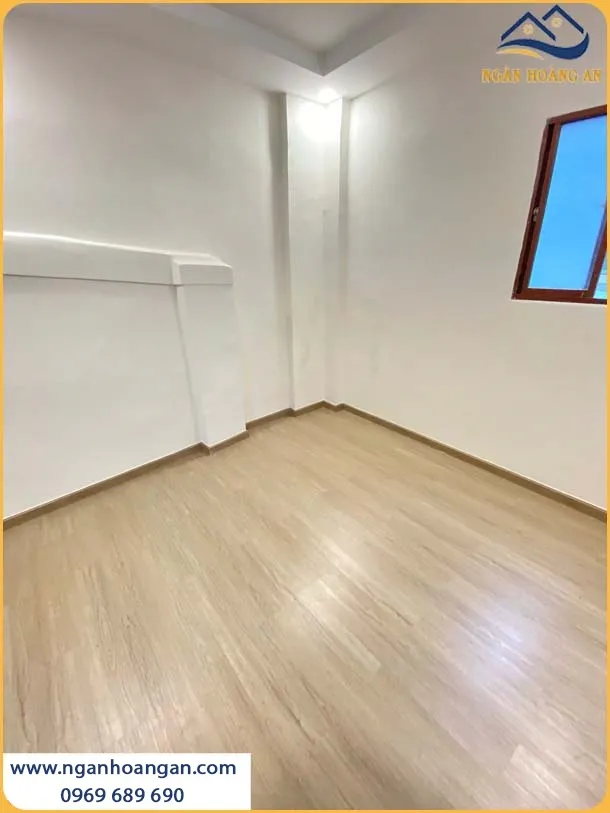 Thi Công Sàn Nhựa Giả Gỗ MsFloor 22004 Tạo Nên Sự Sang Trọng