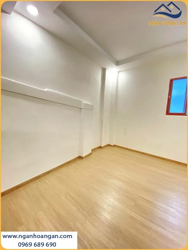 Khách Hàng Hài Lòng Tuyệt Đối Sau Khi Thi Công Sàn Nhựa MsFLoor 22004