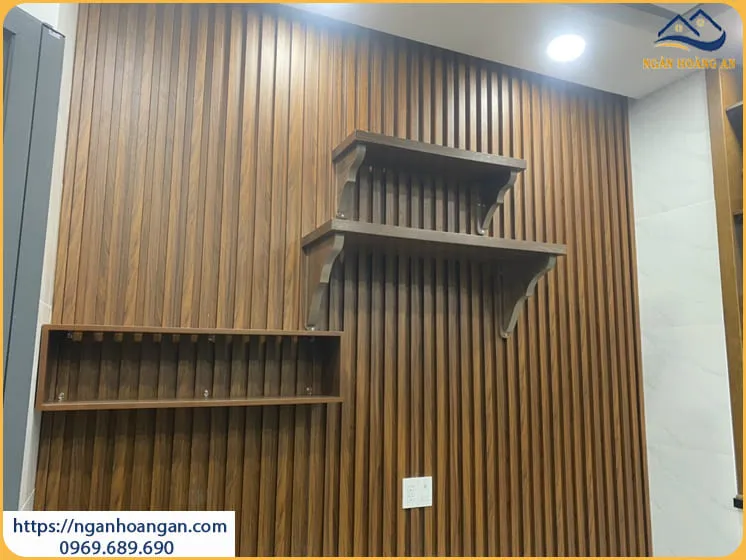 Đại Lý Ốp Tường Tấm Lam Sóng Nhựa Giả Gỗ Tại Quận 4 TPHCM
