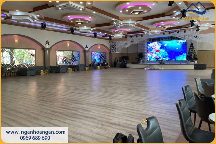 Đội Ngũ Thi Công Tận Tâm Với Từng Chi Tiết Nhỏ Của Công Trình