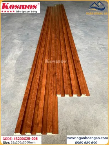 Lam 4 Sóng Cao Nhựa Giả Gỗ Kosmos 4S200X25-008