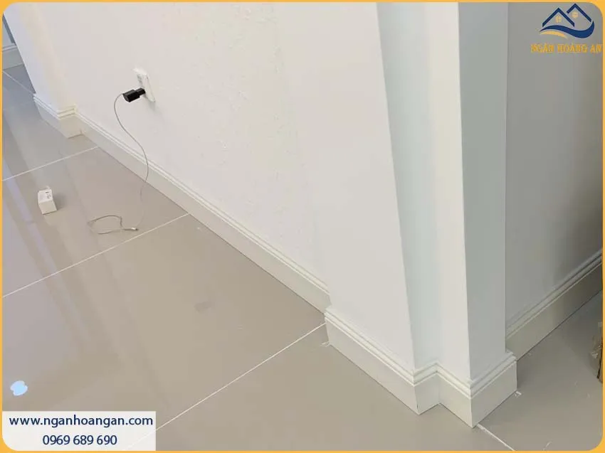 Lắp Đặt Len Nhựa Màu Trắng Cho Nhà Ở Điểm Nhấn Cho Không Gian Lắp Đặt Len Nhựa Màu Trắng Cho Nhà Ở Điểm Nhấn Cho Không Gian