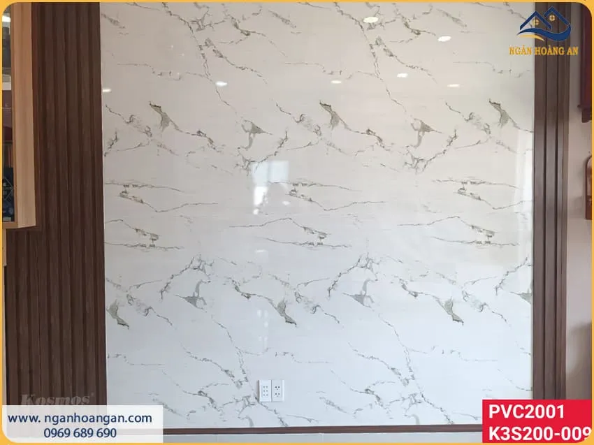 Nhà Đẹp Nhờ Ốp Tường Lam Sóng Nhựa Giả Gỗ