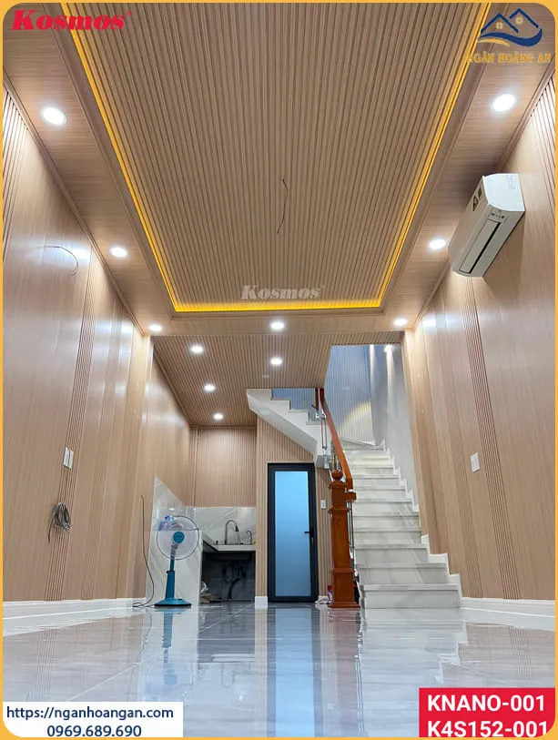 Ốp Tường Bằng Tấm Lam Sóng Nhựa Giả Gỗ Cho Nhà Ở Tại Thủ Đức TPHCM