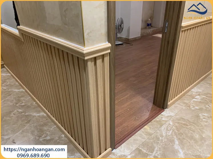 Ốp Tường Lamri Lam Sóng Nhựa Giả Gỗ Tại Quận 3 TPHCM Ốp Tường Lamri Lam Sóng Nhựa Giả Gỗ Tại Quận 3 TPHCM
