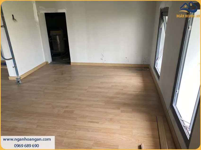 Lắp Đặt Len Chân Tường Vừa Tiết Kiệm Chi Phí Vừa Có Độ Bền Cao Lắp Đặt Len Chân Tường Vừa Tiết Kiệm Chi Phí Vừa Có Độ Bền Cao