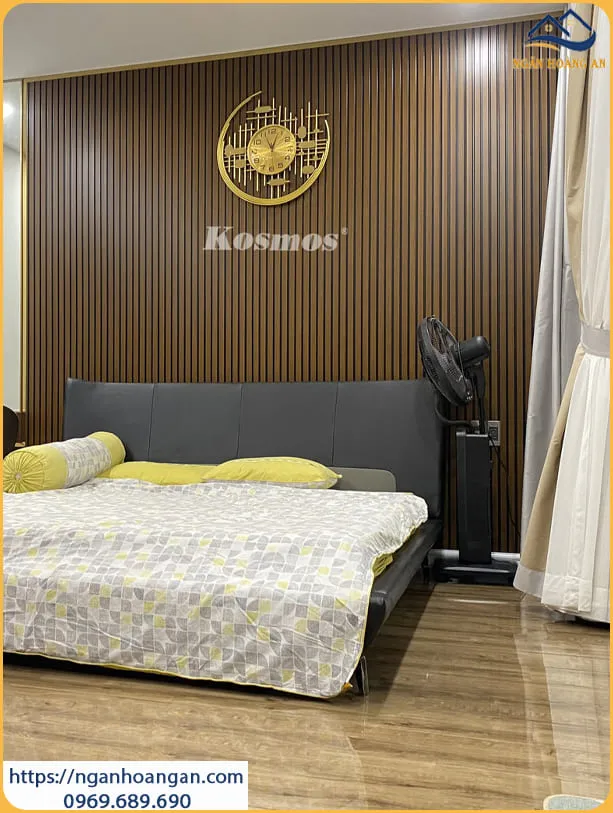 Tấm Nhựa Ốp Tường Lam Sóng Nhựa Giả Gỗ Cho Đầu Giường Tại Phú Nhuận TPHCM