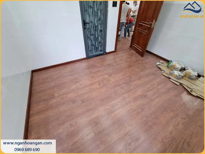 Len Chân Tường Nhựa PVC Có Khả Năng Chống Mối Mọt, Chống Ẩm Móc