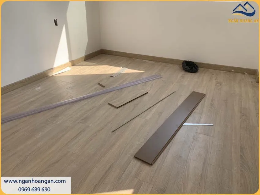 Lắp Đặt Len Chân Tường Vừa Tiết Kiệm Chi Phí Vừa Có Độ Bền Cao