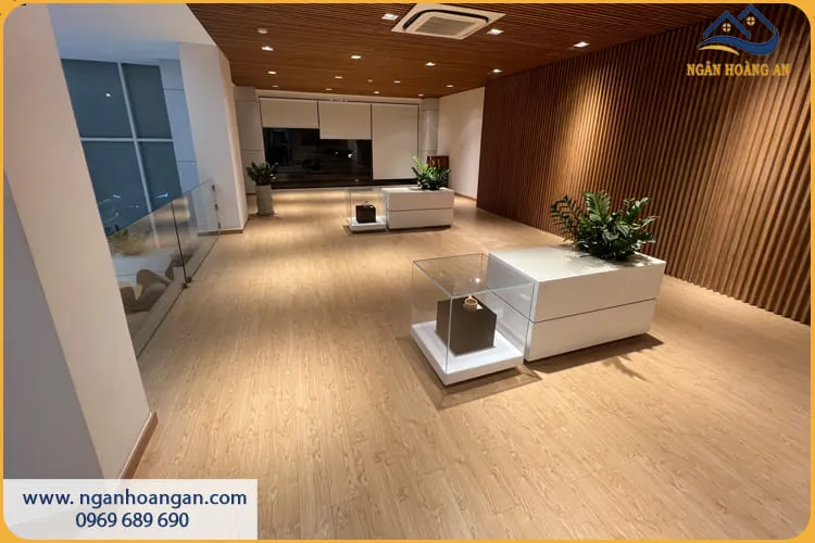 Thi Công Sàn Gỗ Công Nghiệp Ít Bụi Bẩn
