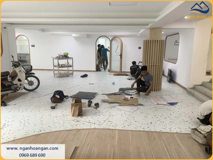 Lót Sàn Nhựa Giả Gỗ Cho Nhà Ở Điểm Nhấn Cho Không Gian