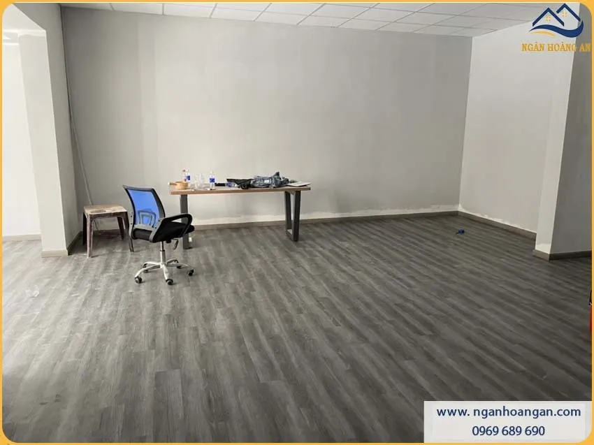 Thi Công Sàn Nhựa Giả Gỗ Tạo Nên Sự Sang Trọng