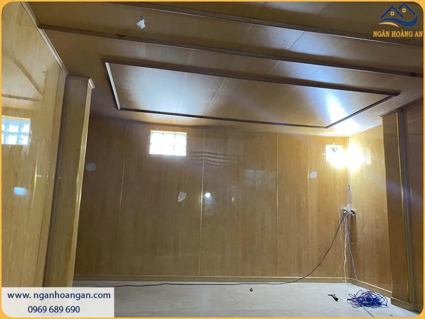 Tấm Nano Giả Gỗ Ốp Trần Vân Gỗ Sắc Nét Sang Trọng 