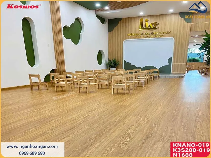 Khách Hàng Hài Lòng Tuyệt Đối Sau Khi Thi Công Sàn Nhựa Giả Gỗ Khách Hàng Hài Lòng Tuyệt Đối Sau Khi Thi Công Sàn Nhựa Giả Gỗ