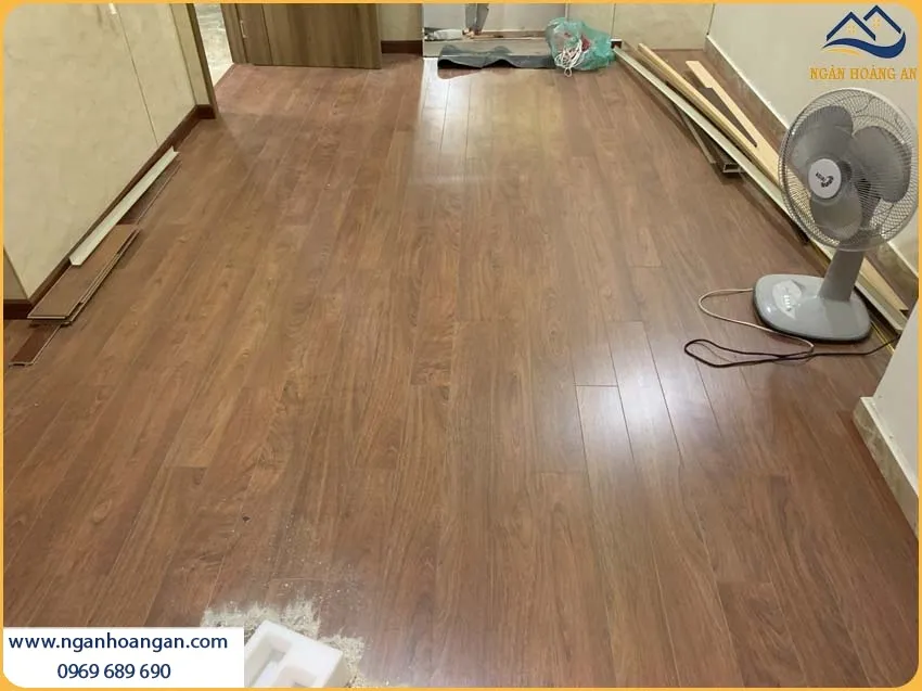 Sàn Gỗ Công Nghiệp Binyl Có Khả Năng Chống Trơn Trượt, Chống Trầy Xước