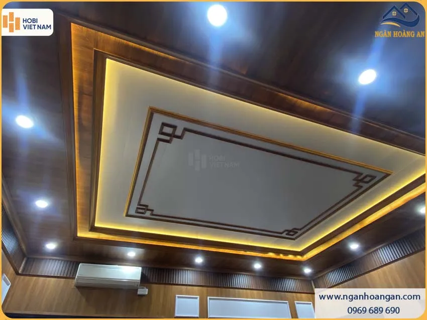 Thi Công Ốp Trần Tấm Ốp Nano Giả Gỗ Tạo Nên Sự Sang Trọng