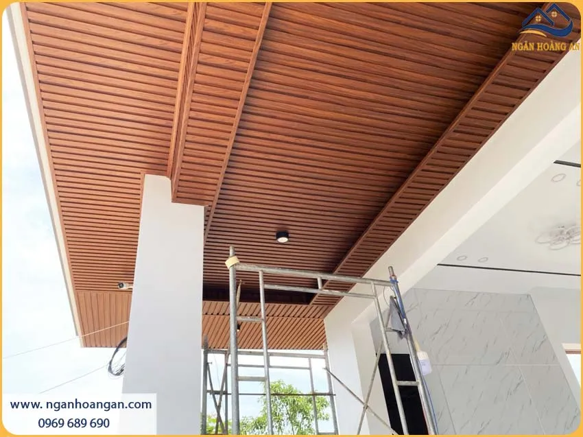 Không Gian Nội Thất Trở Nên Tinh Tế Khi Ốp Trần Lam Sóng Nhựa