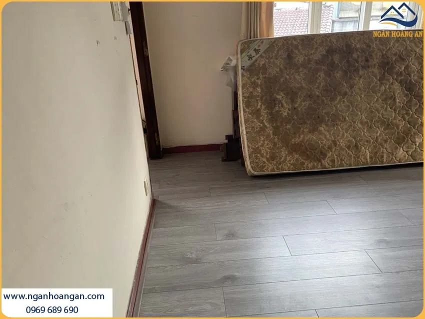 Sàn Gỗ Công Nghiệp Binyl Có Khả Năng Chống Trơn Trượt, Chống Trầy Xước