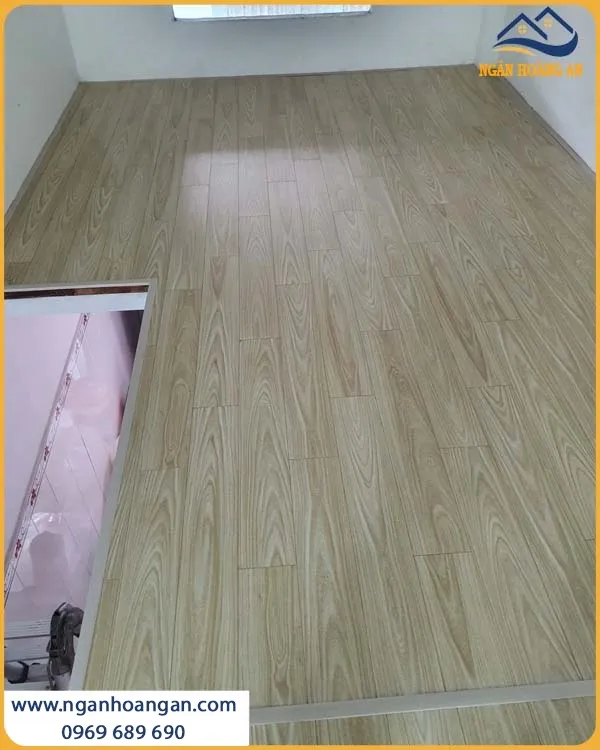 Sàn Gỗ Công Nghiệp Kosmos Thi Công Nhanh, Có Độ Bền Cao