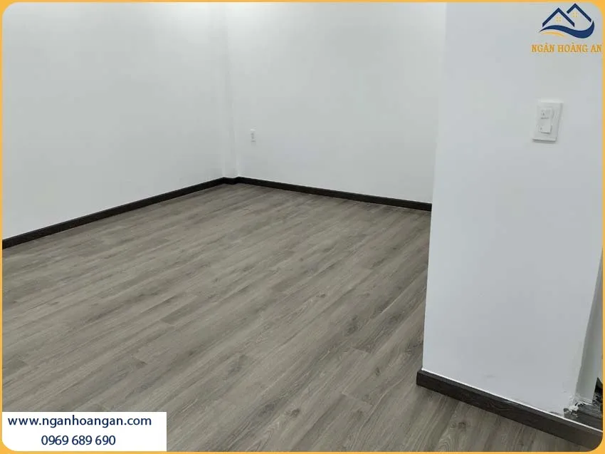 Sàn Nhà Được Lắp Đặt Bởi Sàn Gỗ Công Nghiệp Độc Đáo