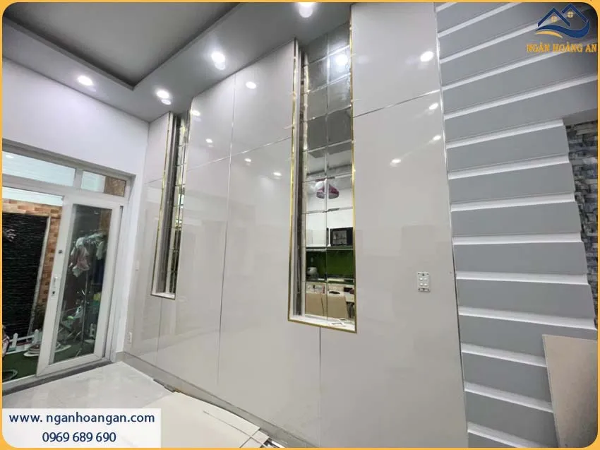 Tấm Nhựa PVC Màu Trắng Có Khả Năng Cách Âm, Cách Nhiệt Tốt