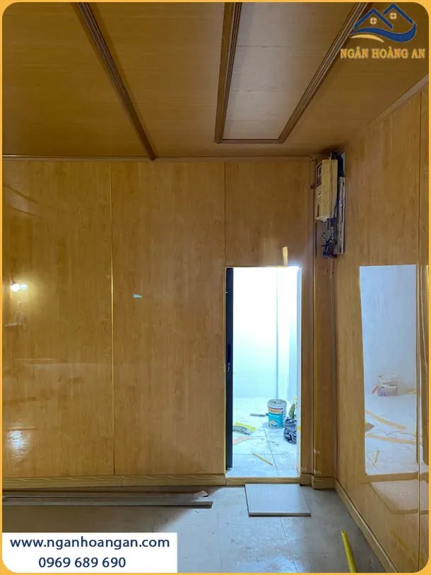 Ốp Tường Tấm PVC Giả Gỗ Thi Công Nhanh, Có Độ Bền Cao Ốp Tường Tấm PVC Giả Gỗ Thi Công Nhanh, Có Độ Bền Cao